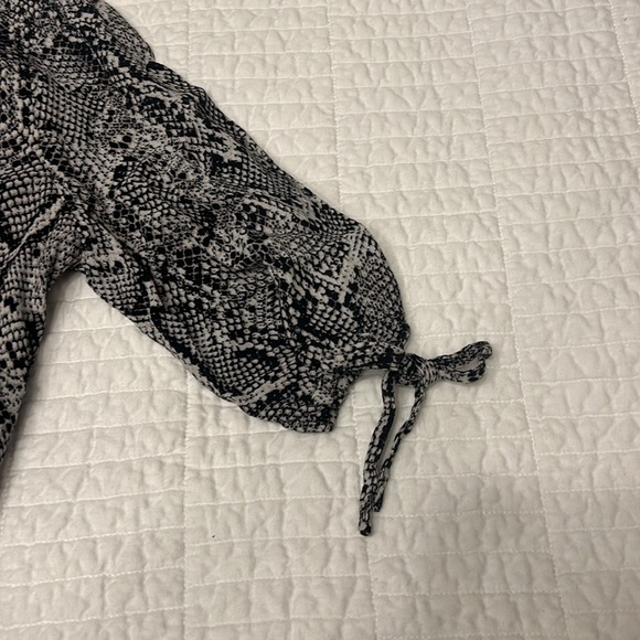 JUSTFAB deep V snake print dress - Picture 3 of 6